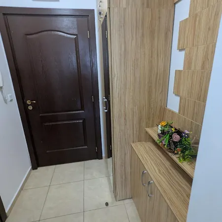 Fregata 16 דירה *