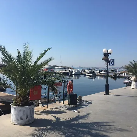 Fregata 16 סבטי ולאס