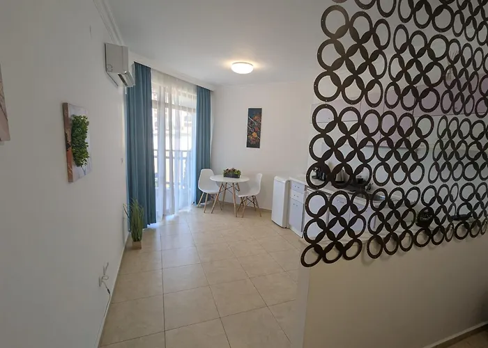 Apartment Fregata 15 *